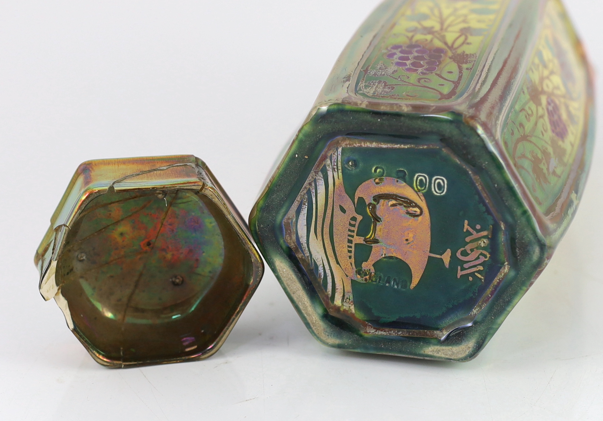 A Pilkingtons Royal Lancastrian lustre hexagonal jar and cover, by William S. Mycock